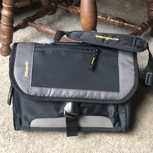 Tablet Shoulder Bag